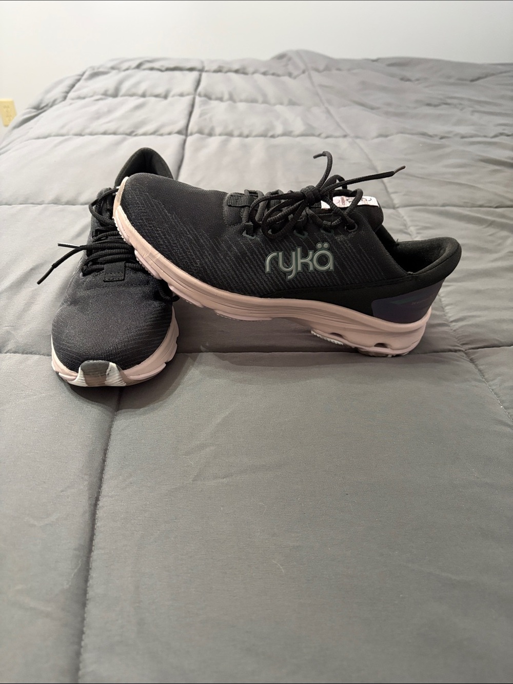 Ryka size 8.5